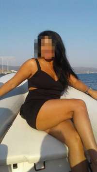 Silifke'nin Eşsiz Güzelliği: 88kg, 171cm Yükseklikteki Esmer Escort Kız